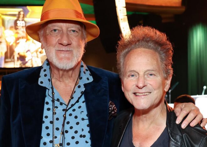 Lindsey Buckingham Has Reunited With Mick Fleetwood