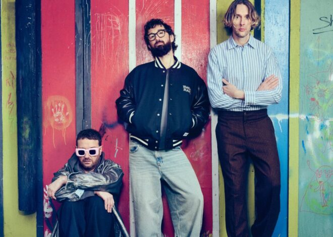 Listen to “Baby Bird” by Autoheart