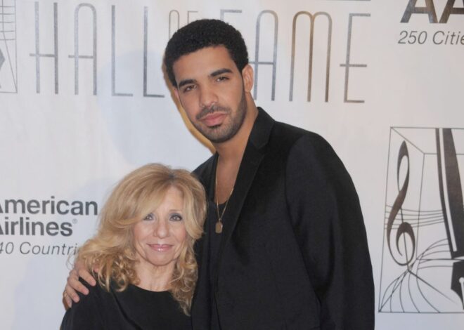 Drake Says Mom Guided 30 Young Men, As Rappers Celebrate Mother’s Day
