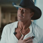 Tim McGraw Leaves Fans In Tears Over Latest Gesture