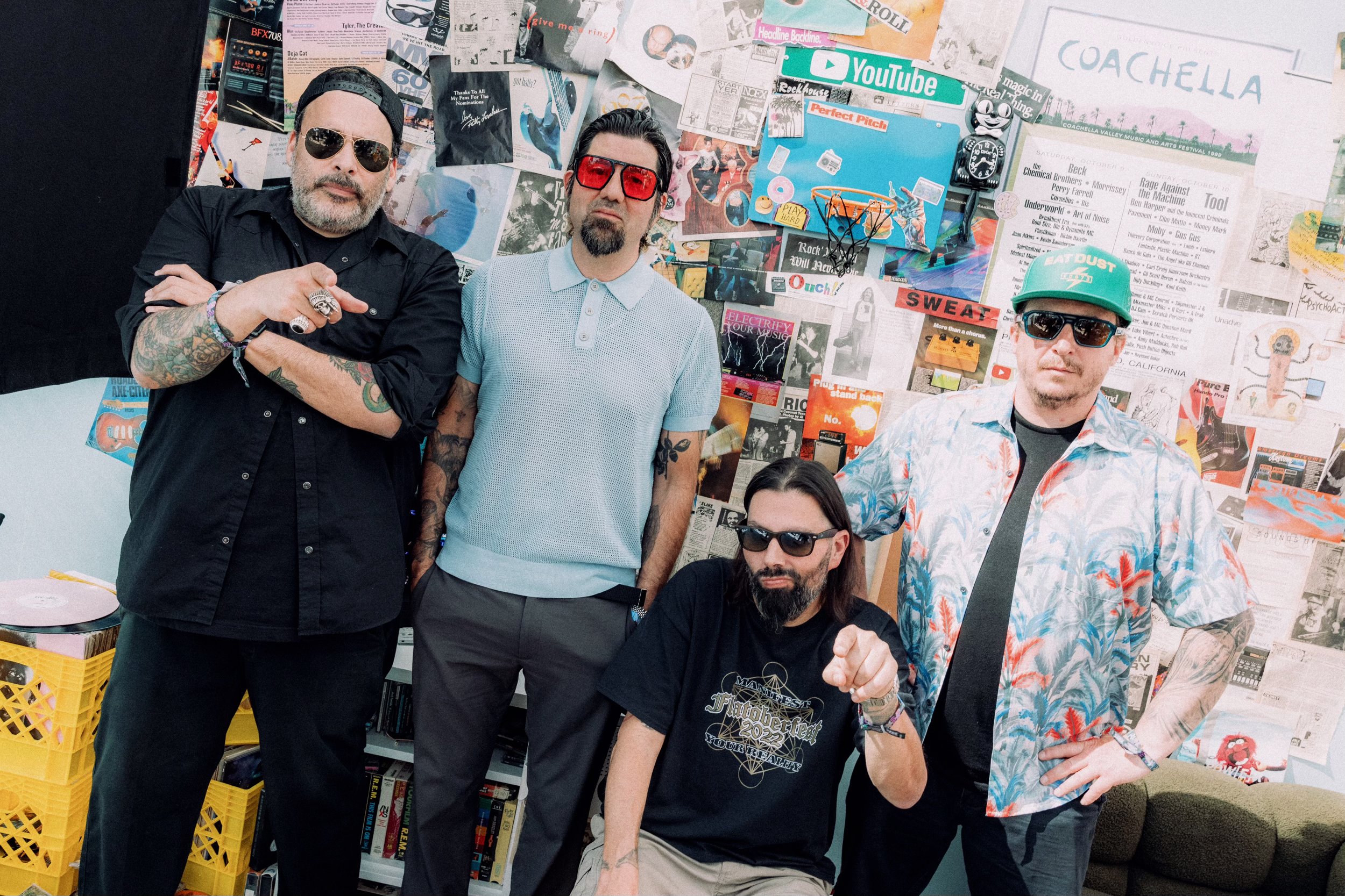 DEFTONES Pull Out Of Glastonbury 2025 Set Last Minute