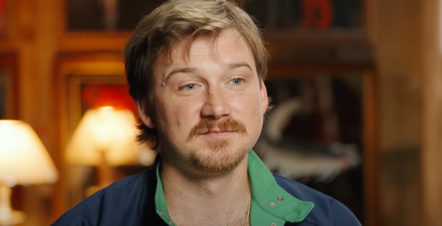Morgan Wallen Flips Off Haters, Sets Stage On Fire