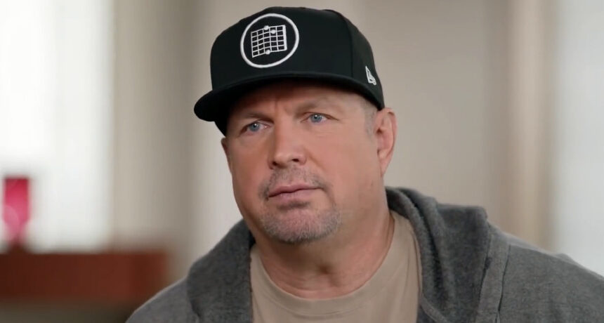 Garth Brooks Makes Unannounced Appearance At Fundraiser