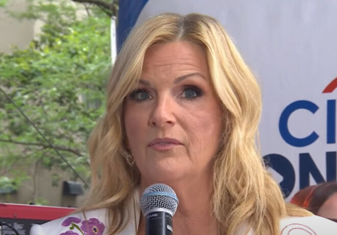 Trisha Yearwood Breaks Down Honoring Musical Idol