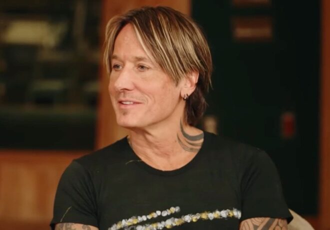 Keith Urban Praised After Sweet Moment With Fan