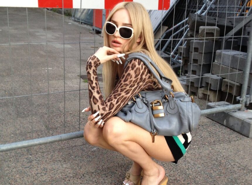 Listen to “Freak It” by Kim Petras