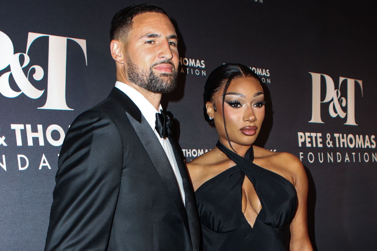 Megan Thee Stallion Fawns Over Klay Thompson In Playful Fitness Video