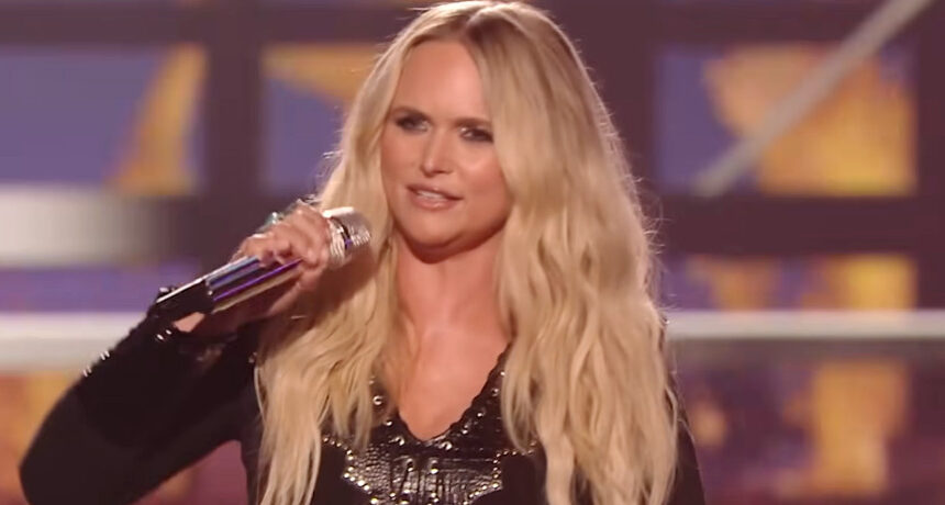 Miranda Lambert Gifts Lucky Fan With Priceless Concert Souvenir
