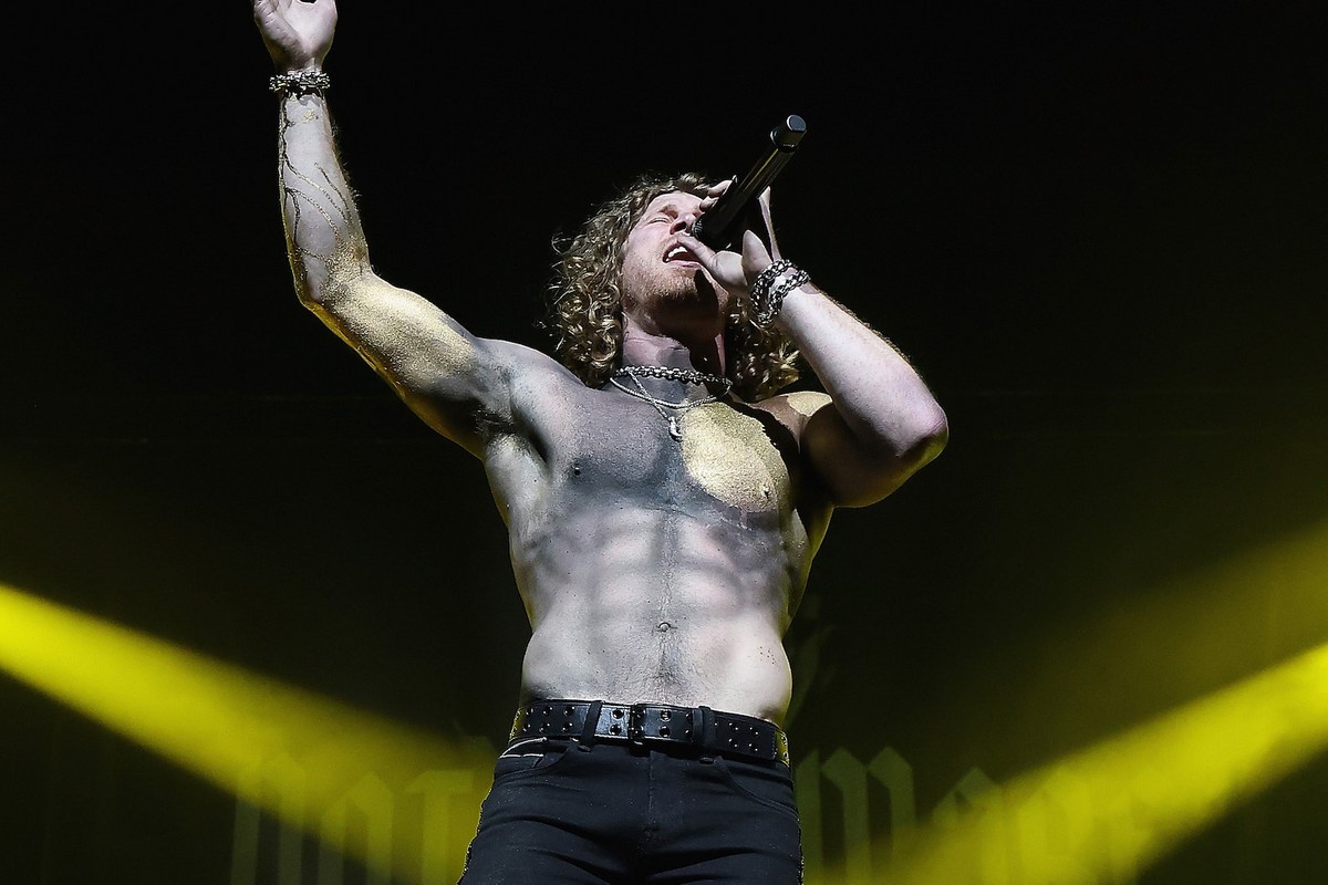 Jonny Hawkins Dives Into Nothing More + K9s For Warriors