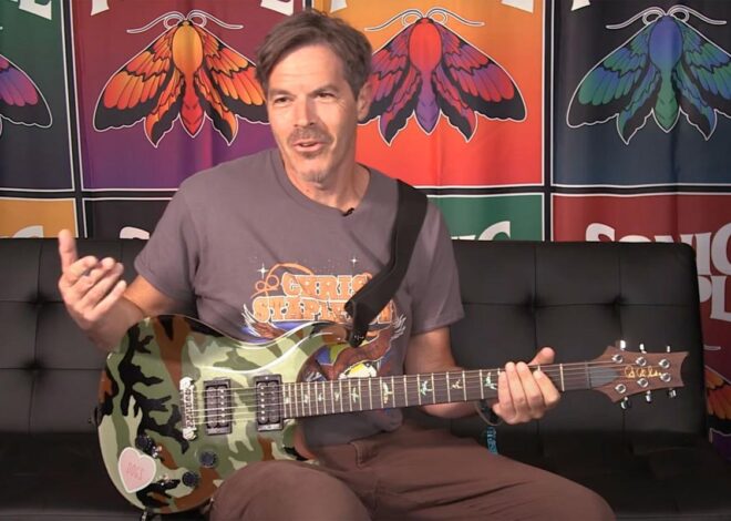 Hoobastank’s Dan Estrin Plays His Favorite Riffs