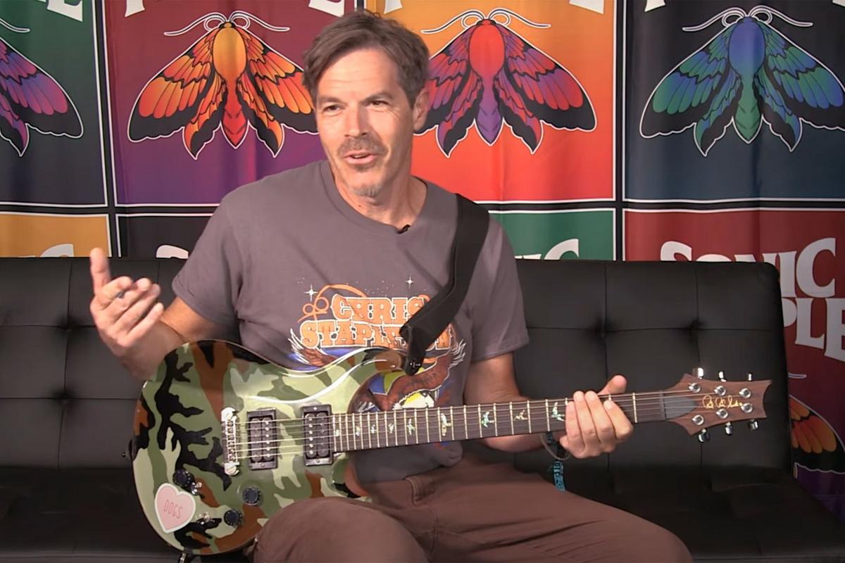 Hoobastank’s Dan Estrin Plays His Favorite Riffs