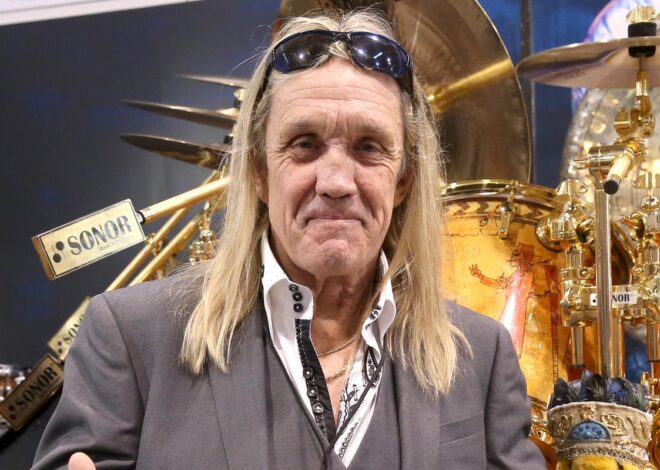 Nicko McBrain Leaves Door Open to Playing With Iron Maiden
