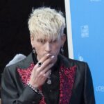 Machine Gun Calls Out Insecure Dudes Hating On Him For No Reason