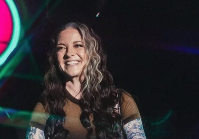 Ashley McBryde To Open Sober Bar In Nashville