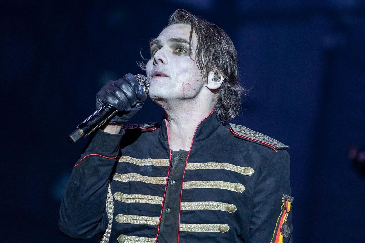 Photos + Review — My Chemical Romance Bring the Heat in Arlington