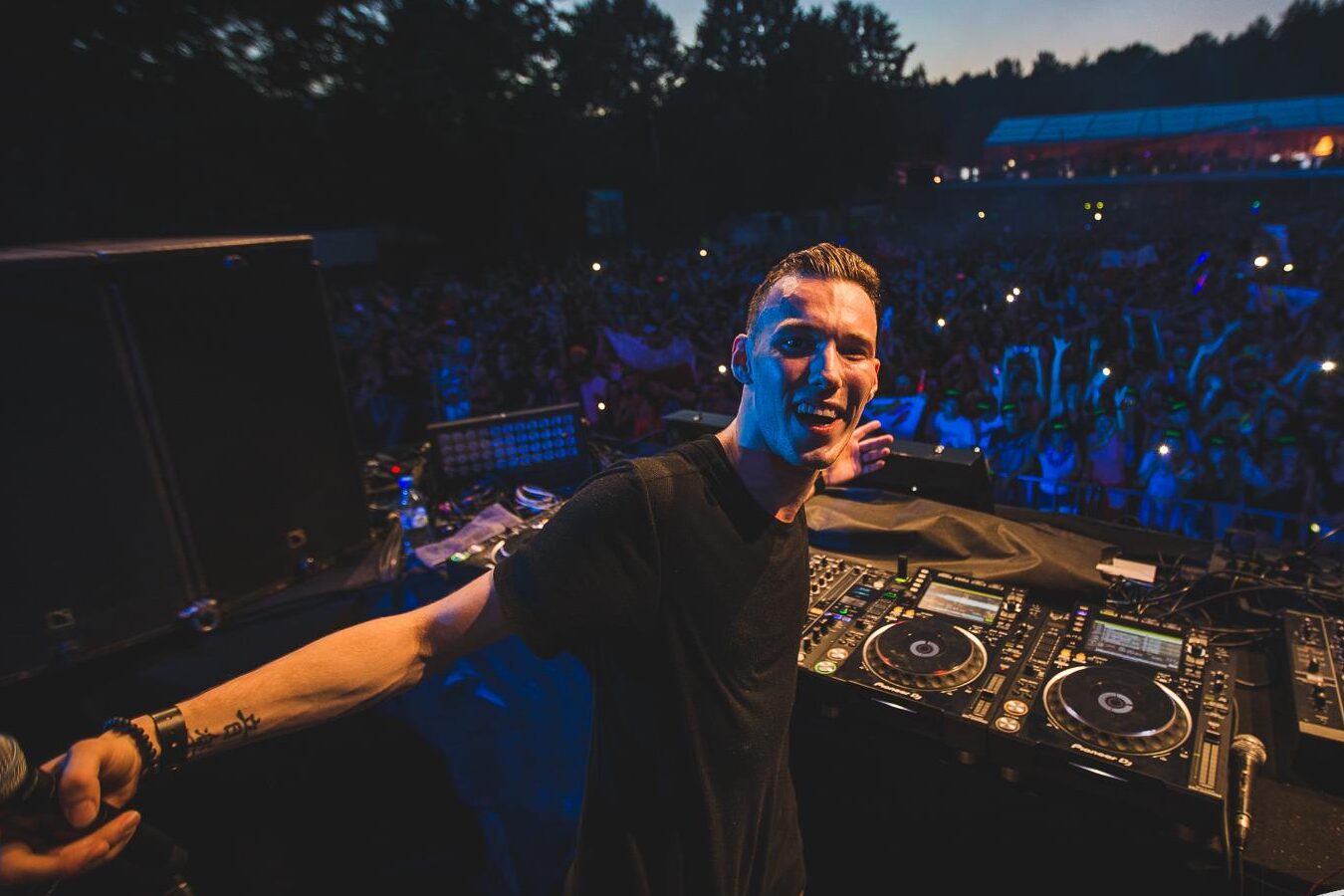 DJ Tom Swoon Returns to Music After Fatal DUI Prison Sentence