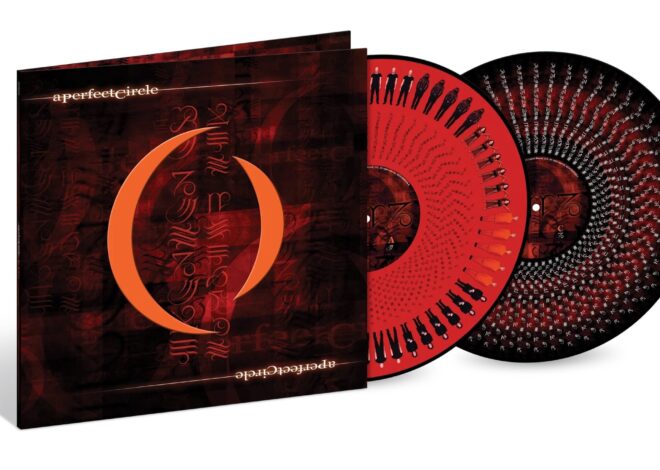 A PERFECT CIRCLE Celebrate 25 Years Of Mer de Noms With Zoetrope Vinyl & Audiophile One-Step Edition