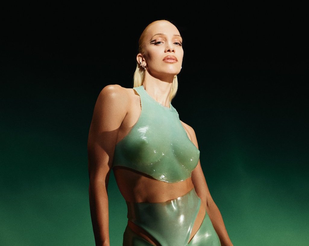 Listen to “EGO” by Agnes