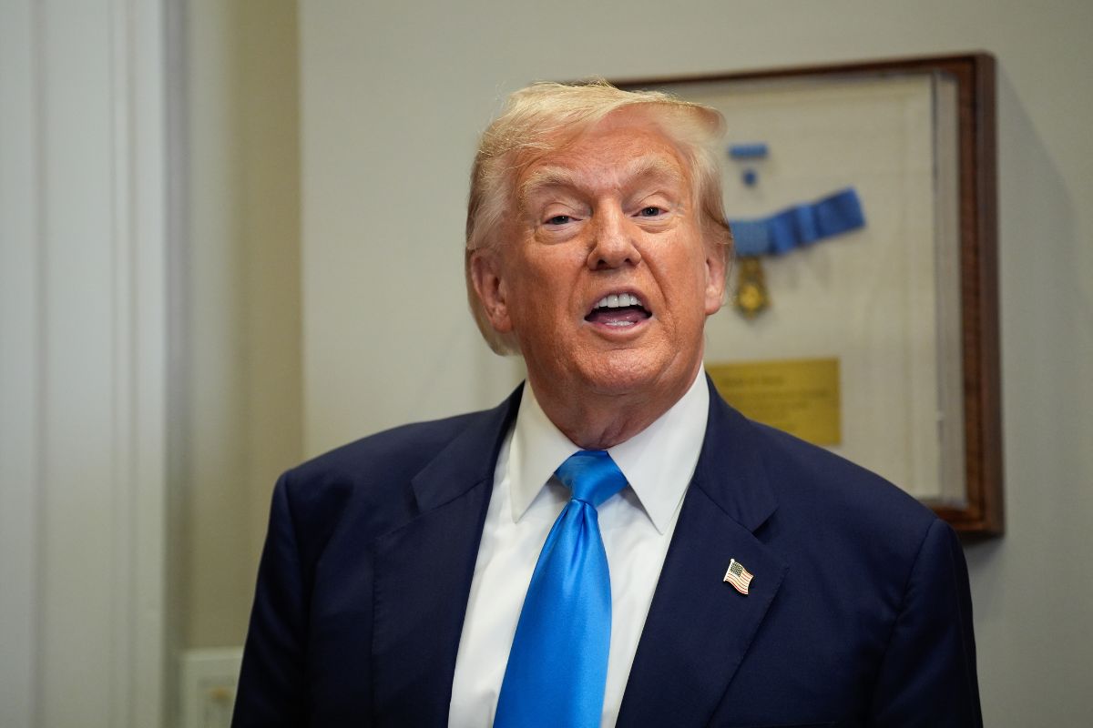 Medical Experts Slam Donald Trump Over Tylenol Pregnancy Warning