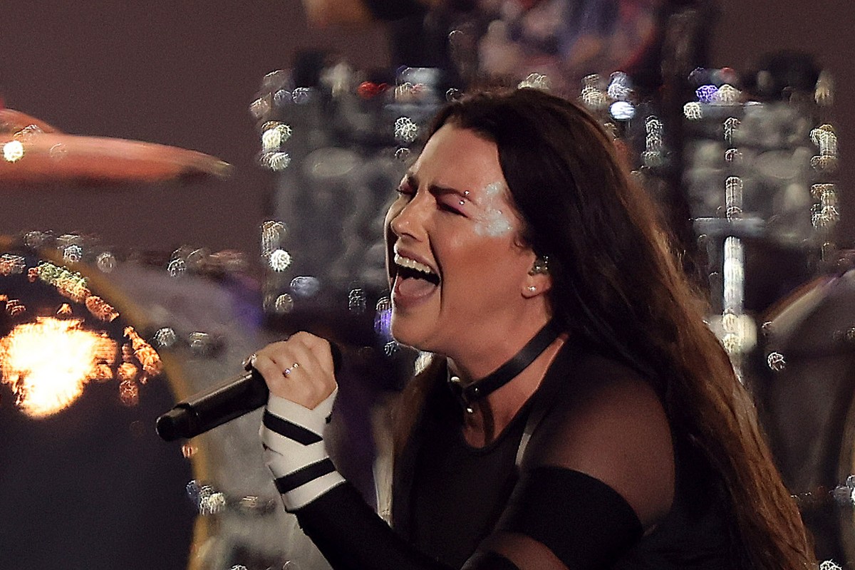 Amy Lee Says Next Evanescence Album Might Be Ready In Early 2026