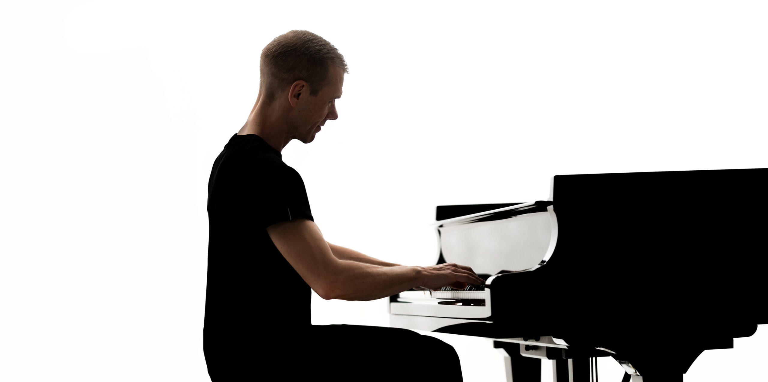 Armin van Buuren Announces First Acoustic Album, “Piano”
