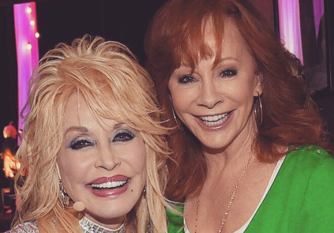 Reba McEntire Reacts To Dolly Parton Deathbed Photo