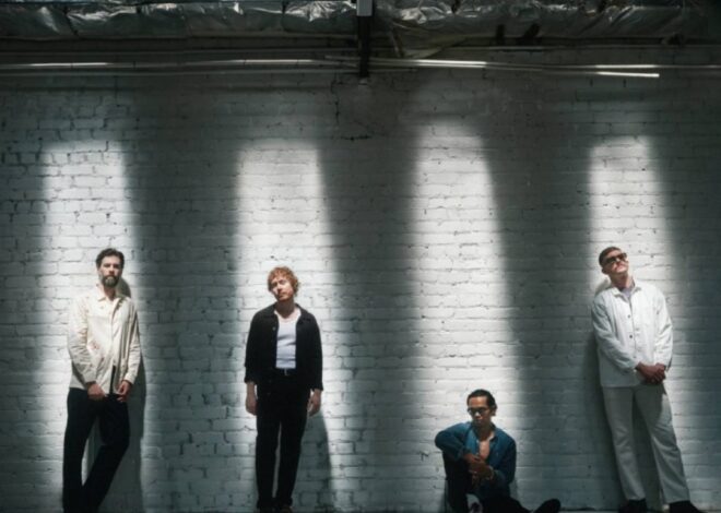Watch “Giving Up Air” by The Temper Trap