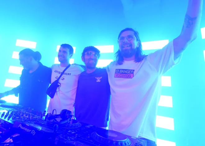 Fred again.. DJs With Daft Punk’s Thomas Bangalter for Rare Set