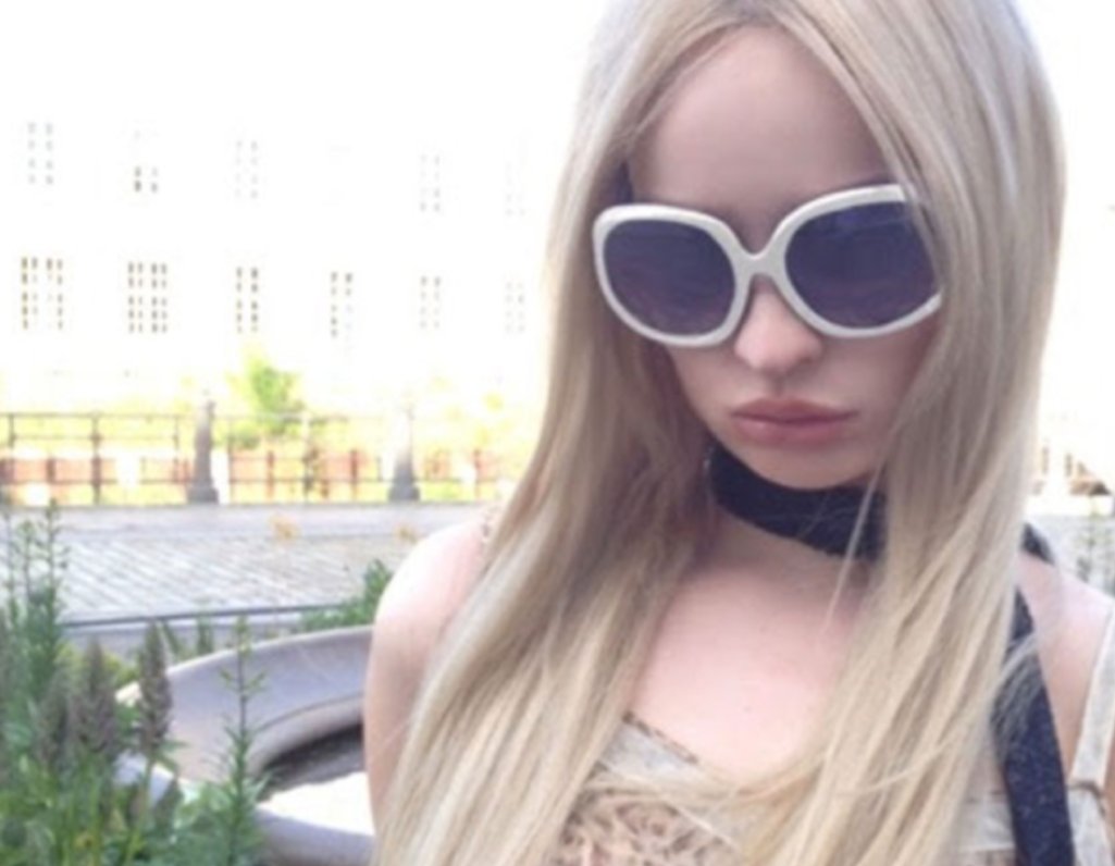 Watch “I Like Ur Look” by Kim Petras