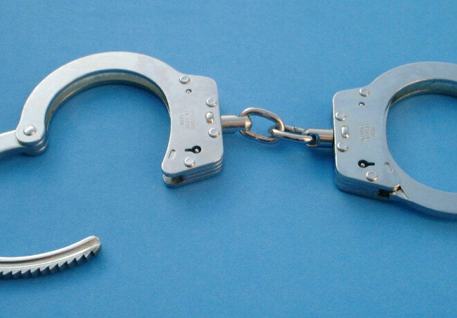 Country Music Star Assaulted, Tour Canceled After Arrest