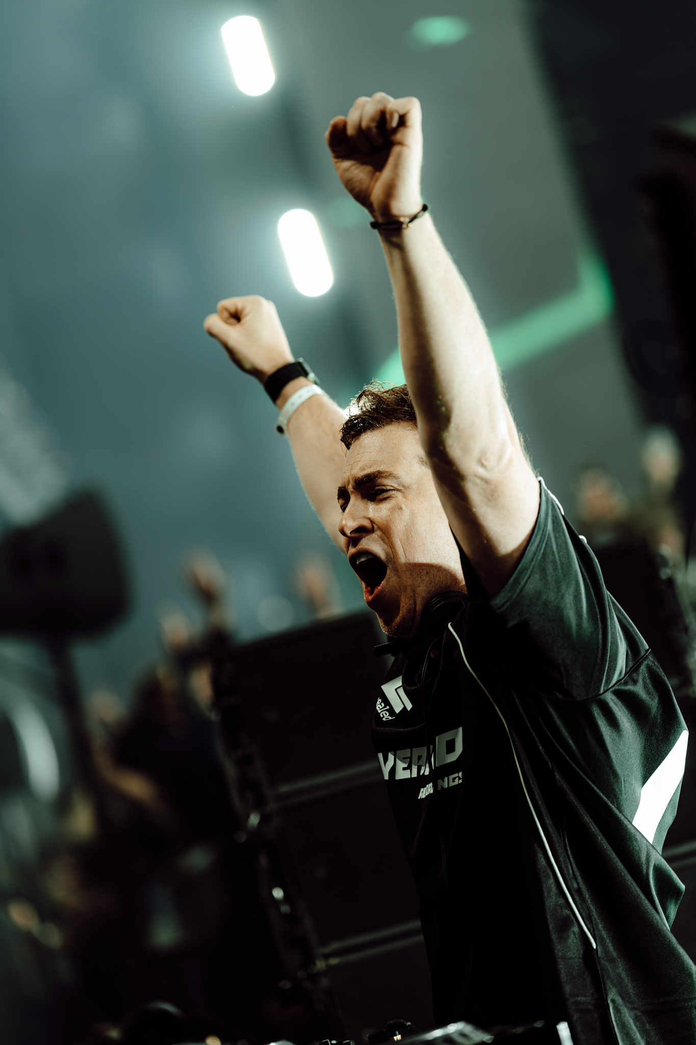 Hardwell Collides Past, Present and Peak Festival Power in ‘Hardwell & Friends Vol. 4’