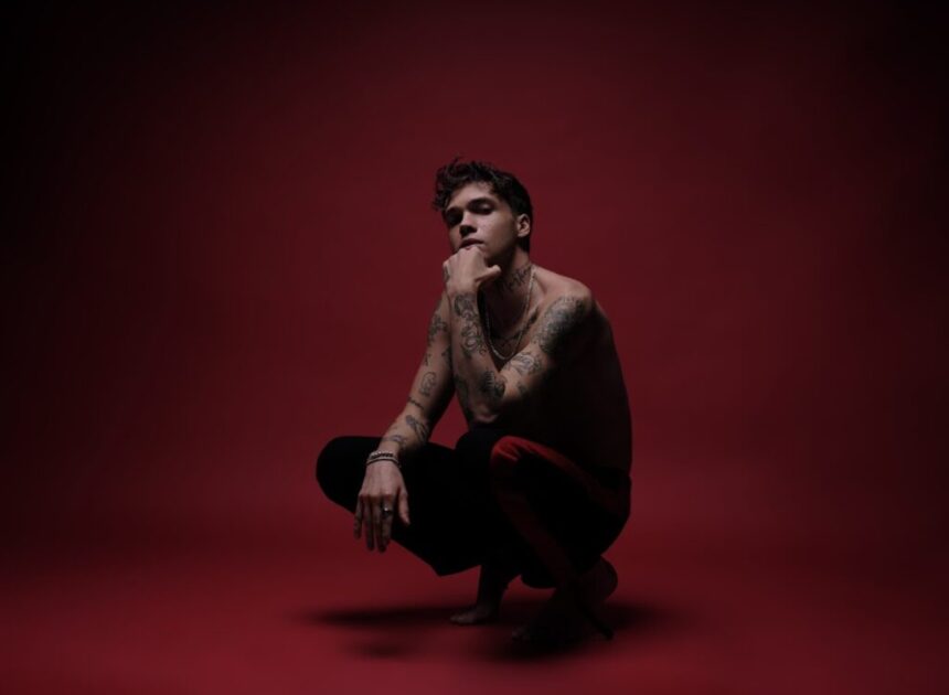 Listen to “Icon” by Mikolas