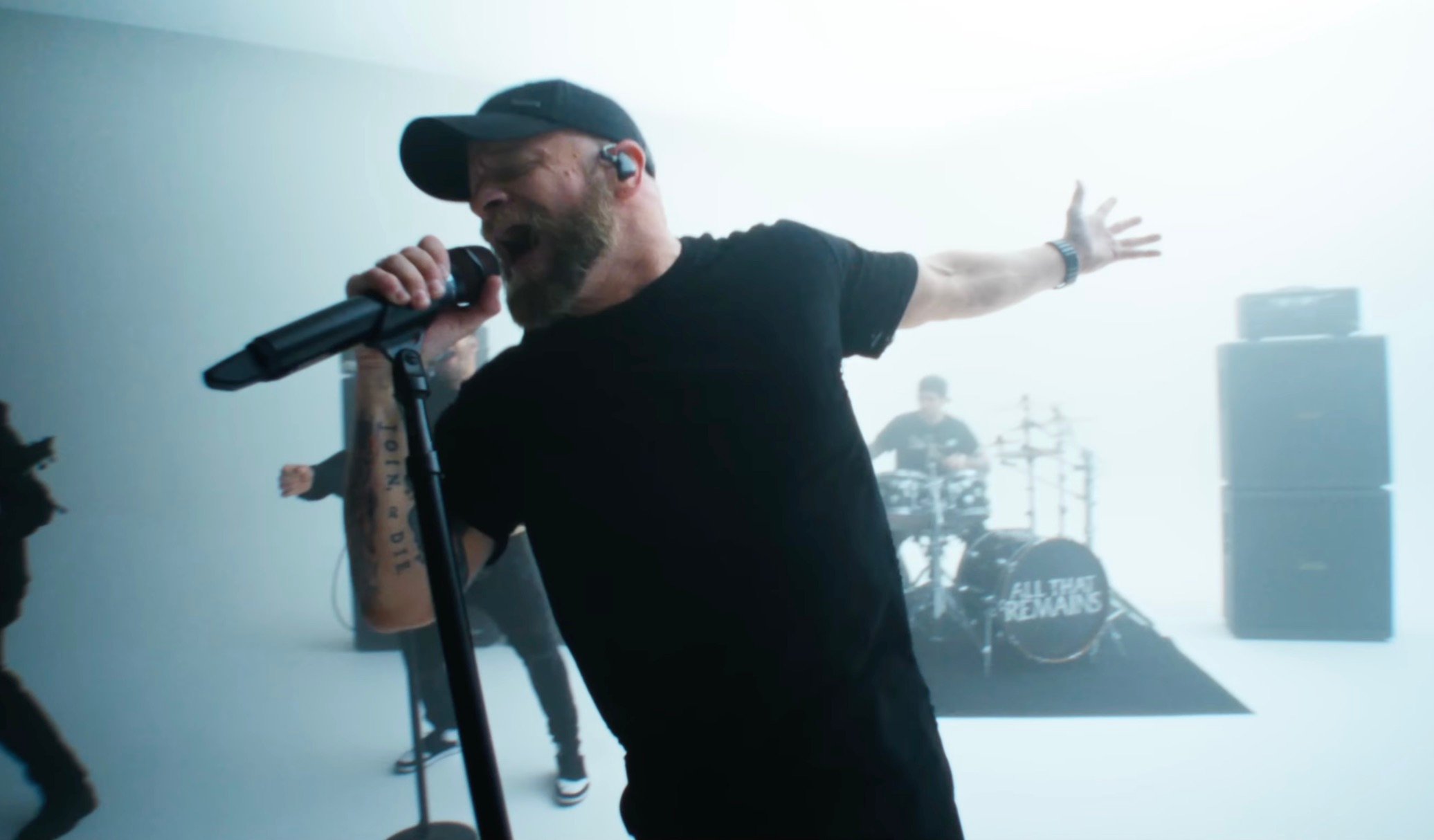 ALL THAT REMAINS Announces U.S. Tour With BORN OF OSIRIS & DEAD EYES