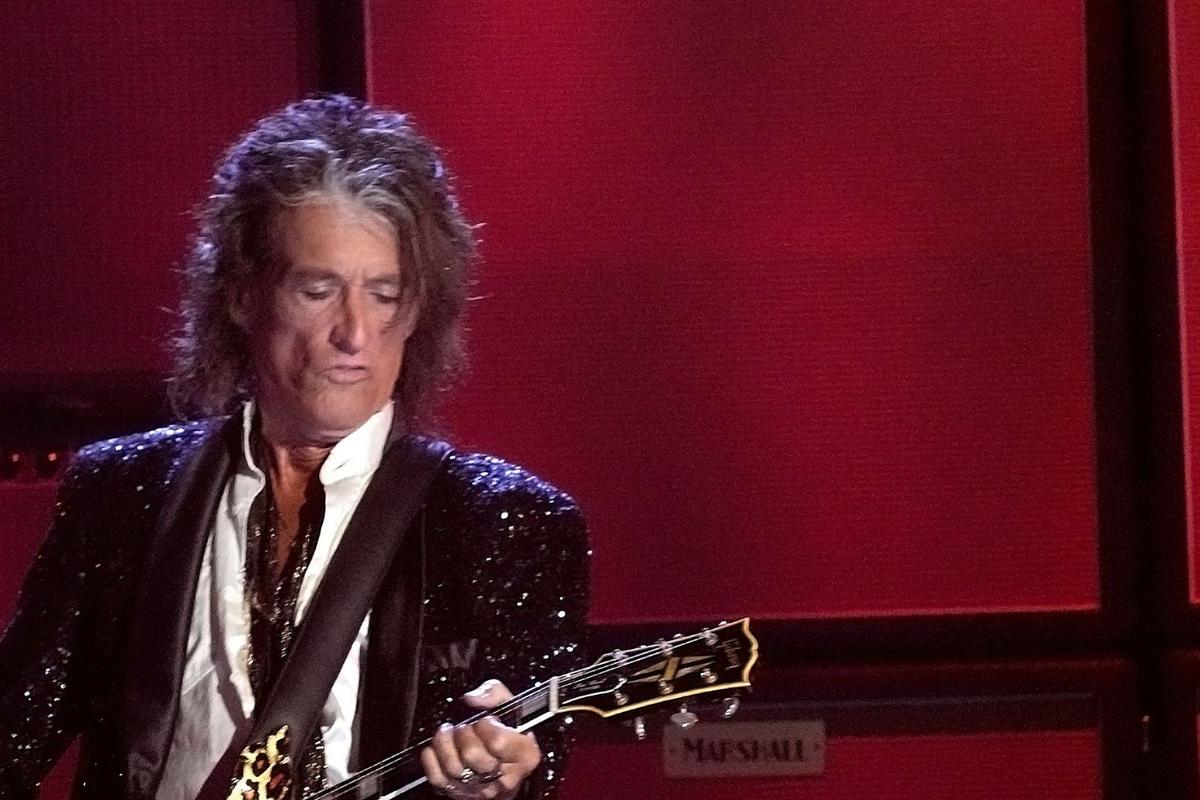 Joe Perry Sheds New Light on the Future of Aerosmith